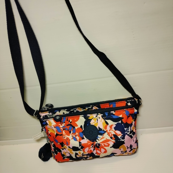 NWOT Kipling HB6557 Wes Crossbody Shoulder Bag Purse Polyester Splashy - Picture 3 of 10